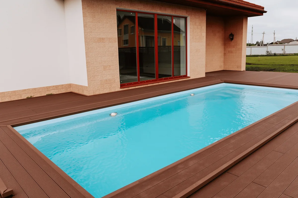 Композитный бассейн Laguna 8 — вид сверху в Благовещенске