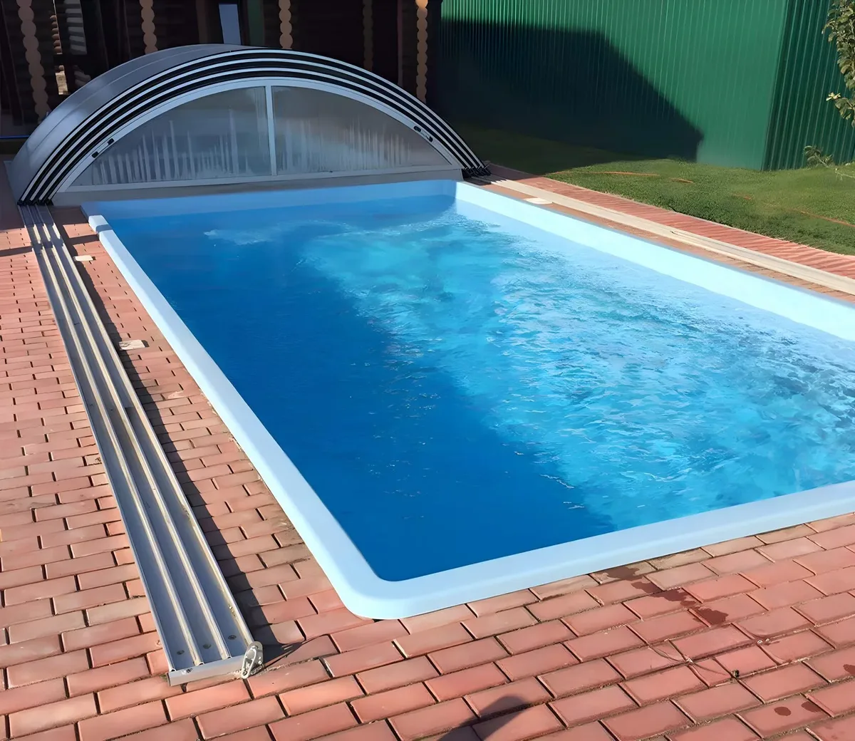 Laguna 7 — вечернее освещение в Благовещенске